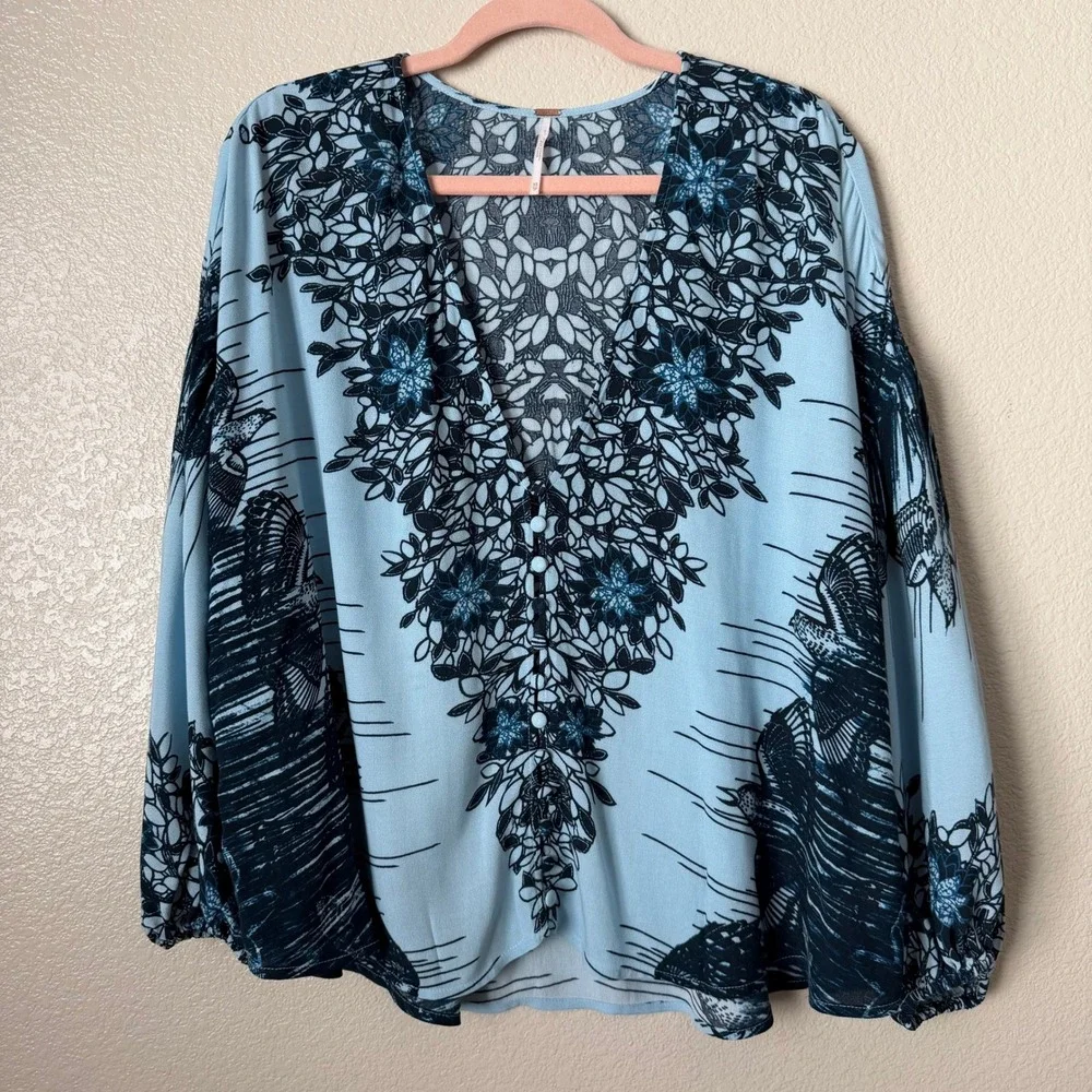 Free People Top XS Blue Birds of a Feather Floral Balloon Sleeve Boho Oversized
